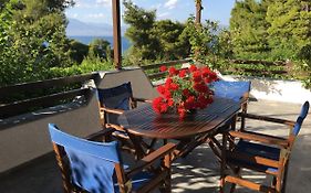 Iliochari Sea View Apartments Oropos - Kalamos